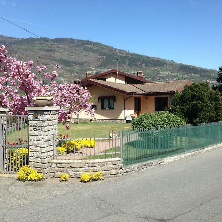 Casa Di Tia Appartement Aosta Buitenkant foto