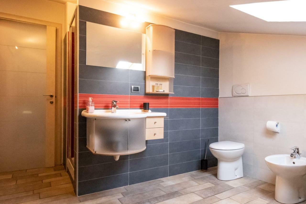 Casa Di Tia Appartement Aosta Buitenkant foto
