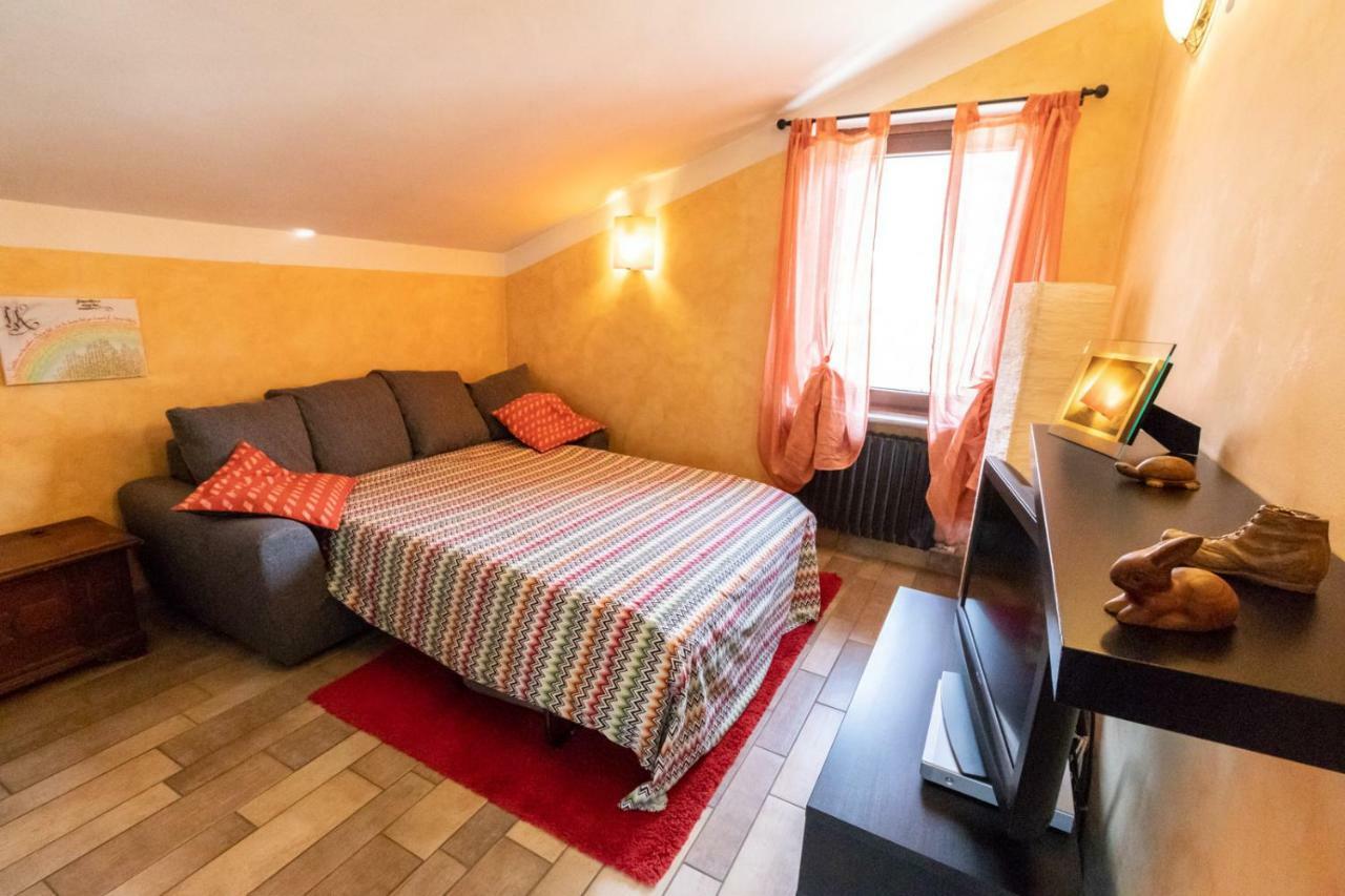 Casa Di Tia Appartement Aosta Buitenkant foto