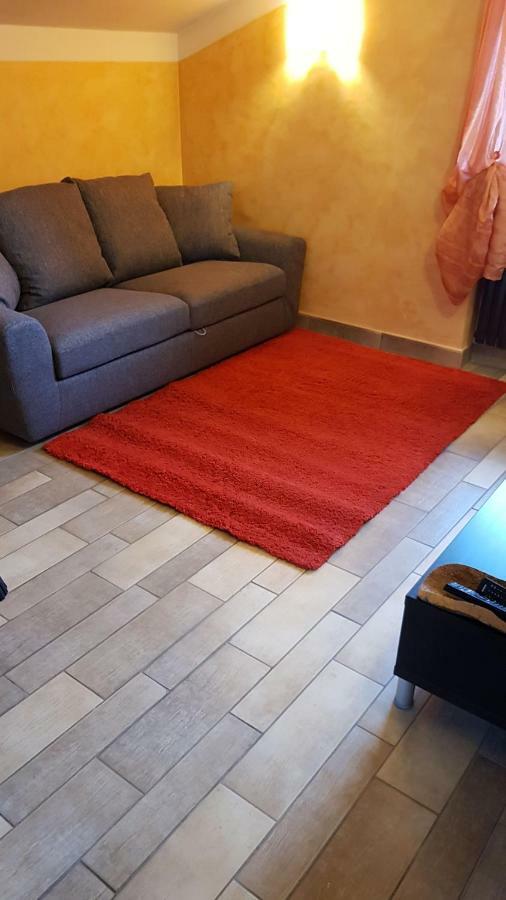 Casa Di Tia Appartement Aosta Buitenkant foto