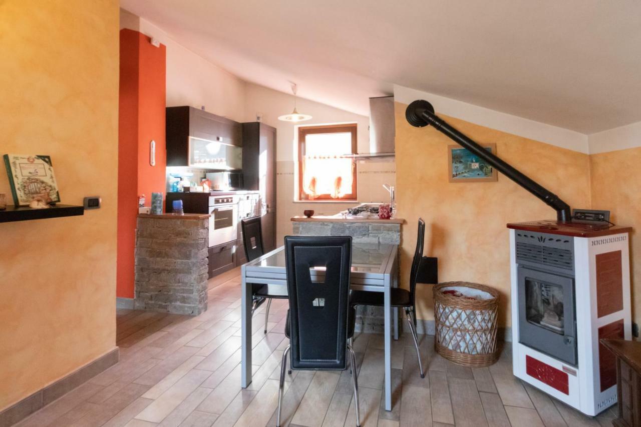 Casa Di Tia Appartement Aosta Buitenkant foto