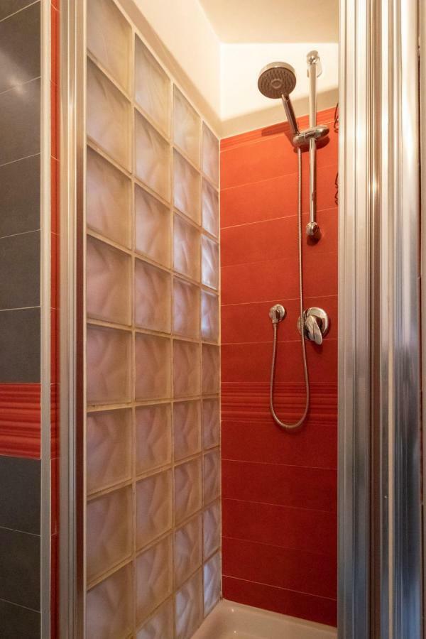 Casa Di Tia Appartement Aosta Buitenkant foto